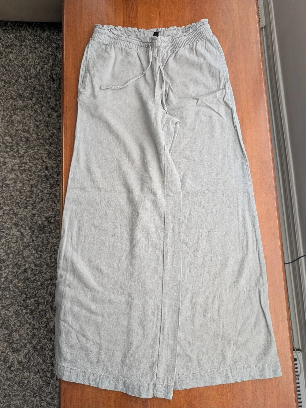 H&M Light Gray Wide-Leg Drawstring Pants - Picture 1 of 3